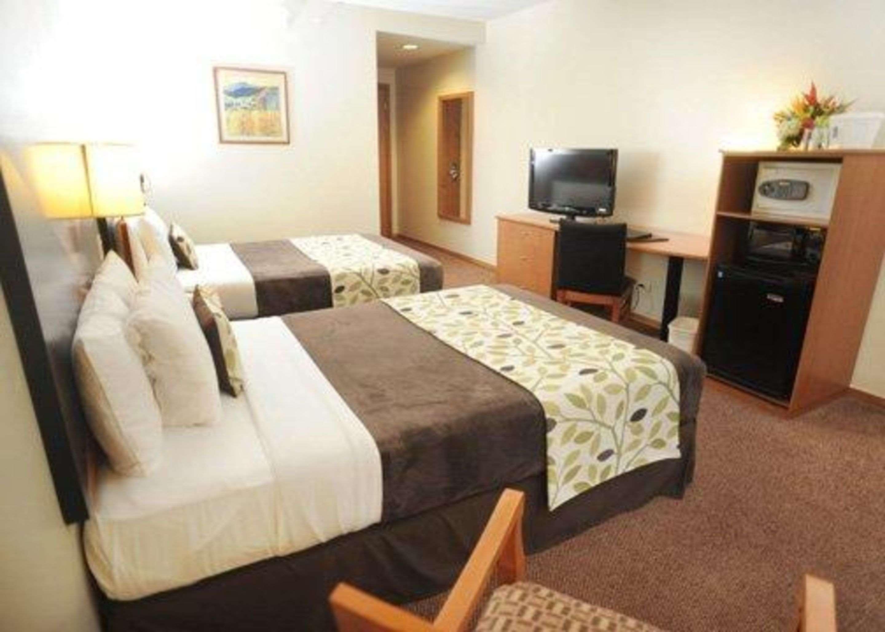 Sleep Inn Paseo Las Damas Сан-Хосе Экстерьер фото