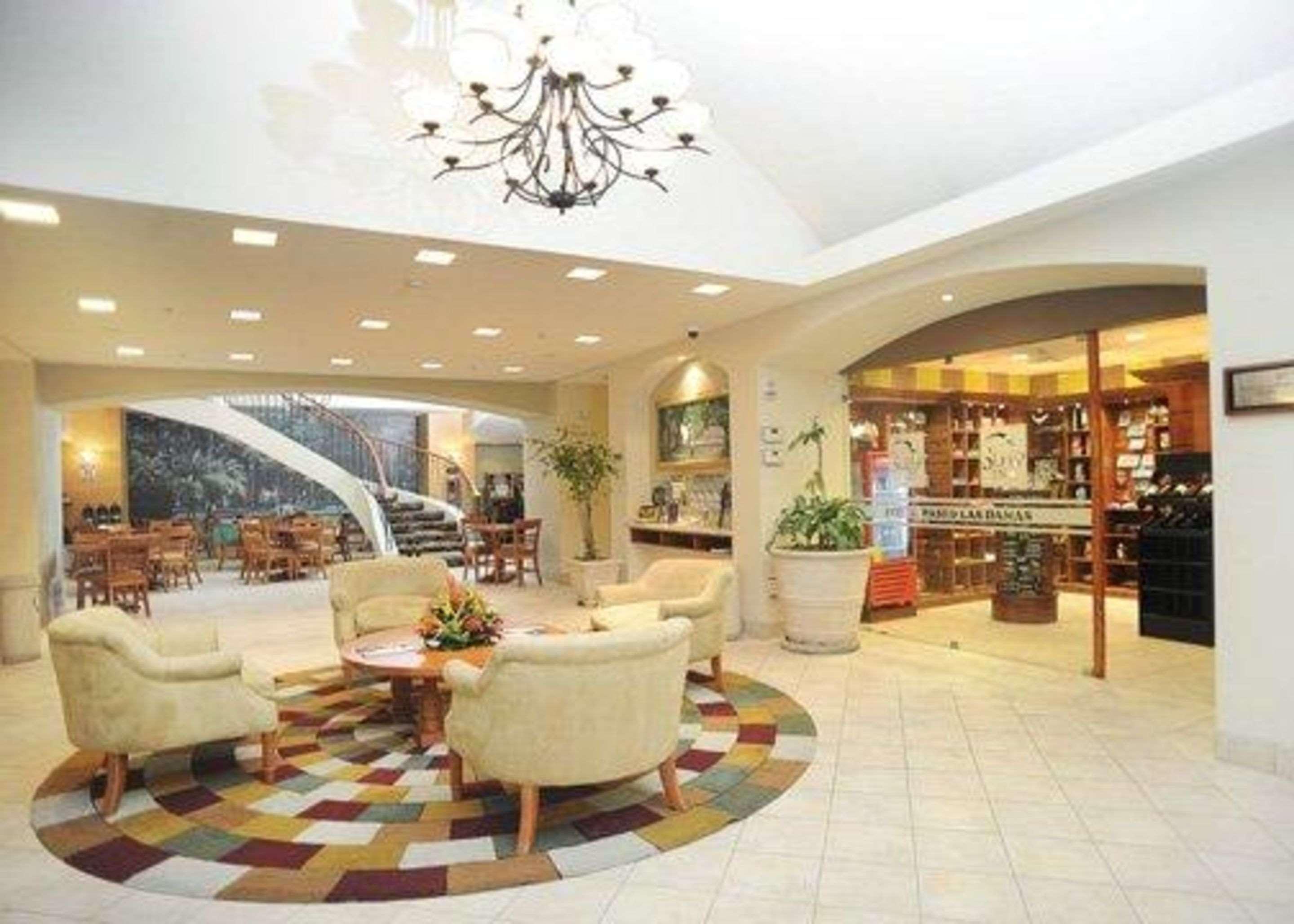 Sleep Inn Paseo Las Damas Сан-Хосе Экстерьер фото