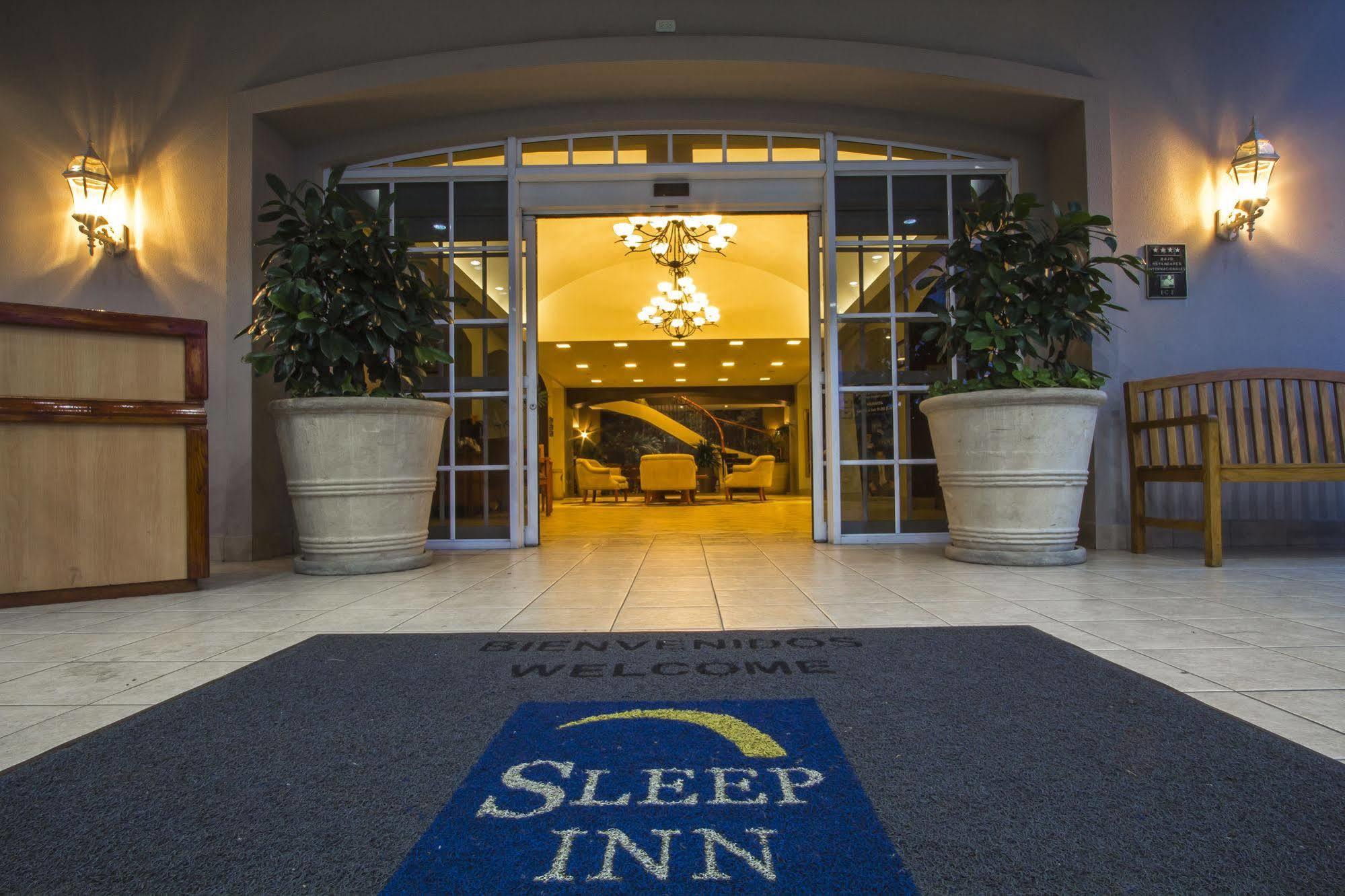 Sleep Inn Paseo Las Damas Сан-Хосе Экстерьер фото